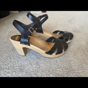 Swedish Hasbeens sky high clog sandal, 9